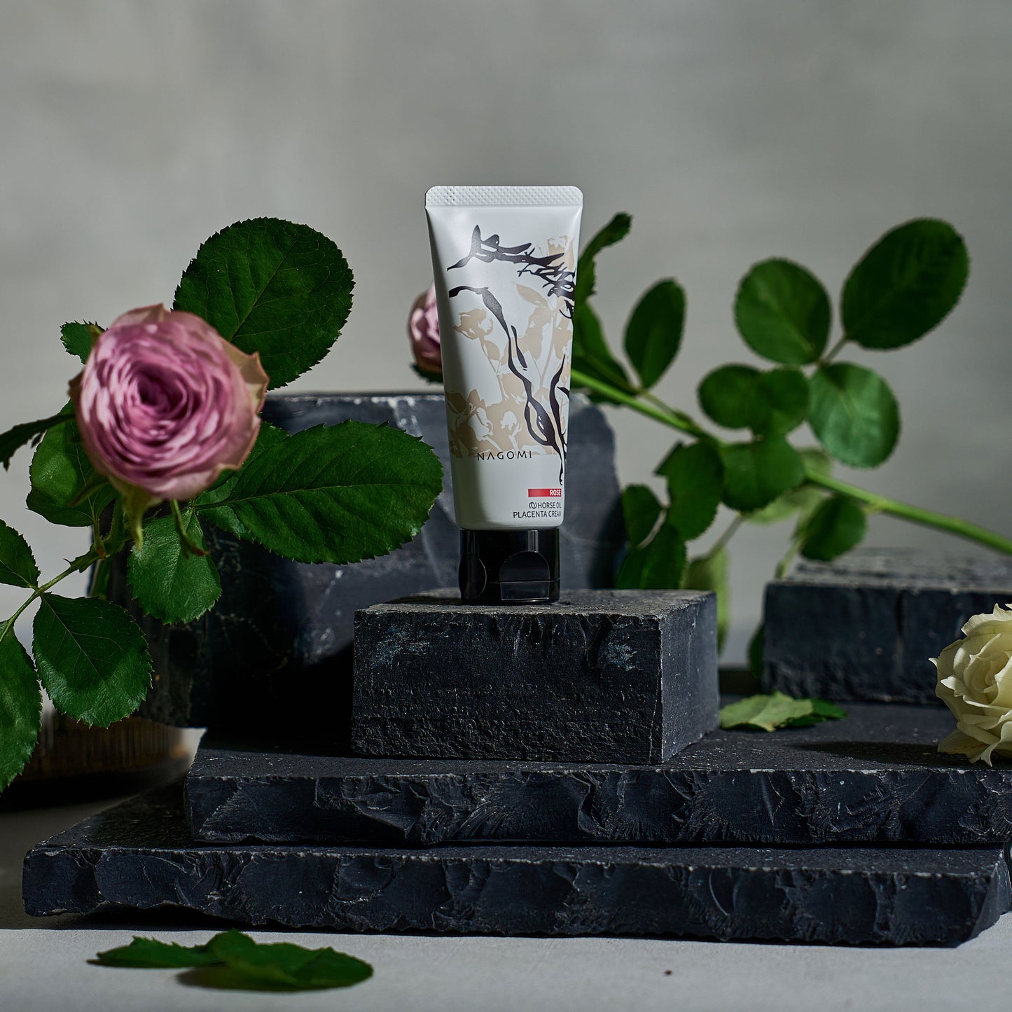 HORSE OIL PLACENTA CREAM＜ROSE＞